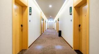 GreenTree Inn Huayin Huashan Town Huashan Scenicspot Express Hotel - 2