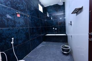 Brand New 4bhk stylish and spacious Duplex house with kitchen, bathtub with modern interiors close to railway station and bus stand - 8