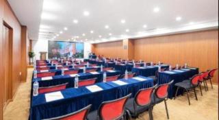 Hongqiao Pujue International Zhongshan Park Metro Station - 4