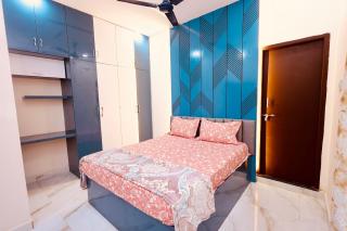 Brand New 4bhk stylish and spacious Duplex house with kitchen, bathtub with modern interiors close to railway station and bus stand - 6