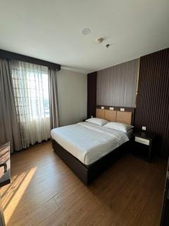 Apartment Residence 3BR 2 Toilet - Strategically Located - 8