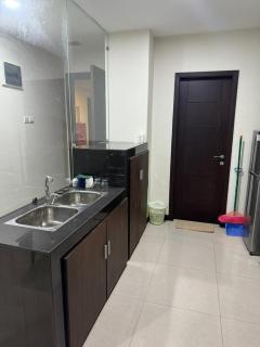 Apartment Residence 3BR 2 Toilet - Strategically Located - 4