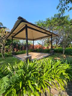 Swami Greens - Private Peaceful Staycation - 6