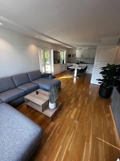 Bright Apartment with Patio and Garden - 3