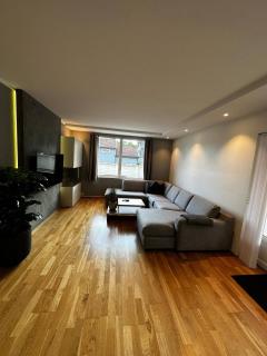 Bright Apartment with Patio and Garden - 1