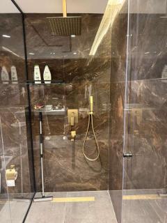 Luxury Sea View Hotel Apartment - 5