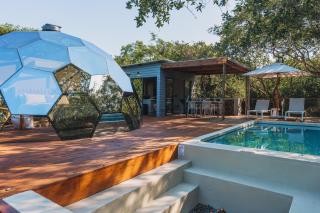 The Dome, Private Pool, Hot tub, Free Standing Bath, Private Game Reserve, Stargazing, Giraffe Tower, Romantic Getaway, Ultimate Bush Luxury - 0