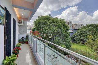 FabHotel Spark Inn - 6