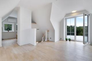 Villa Surrounded By Nature - 2