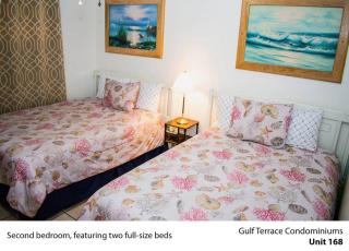 Mermaids Retreat Mins to Beach Family Condo - 3