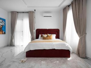 Shortlet Apartment In Victoria Island - 1