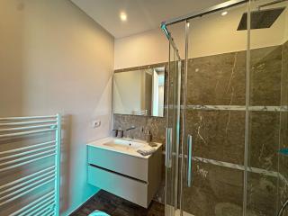 Villa LEONARDO Piscine & Rooftop Terrase - 2