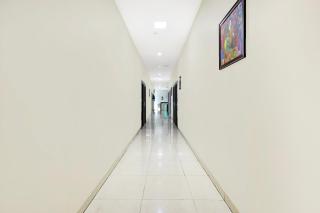 Collection O Dabagardens Near RK Beach - Visakhapatnam - 0