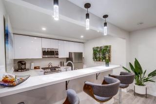 Lux Escape 1 • Views Hot Tub Games Mini Golf - 4