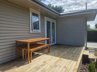 Modern, House in central Palmerston North - 8