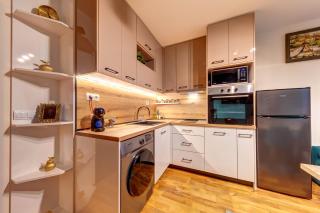 Ski-Friendly Family Getaway - 9