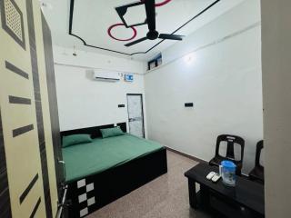 Divy Dham guest House and home stay - 8