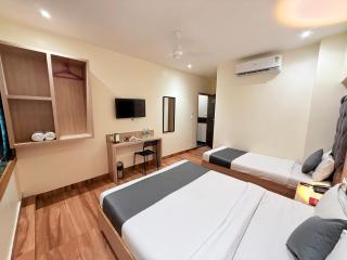 Hotel Riza - Near Nesco Exhibition Centre - 1
