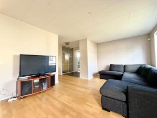 Business Groups Villa - 4 Bedrooms - 7 Beds - Near Volvo - 3