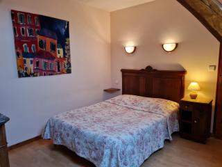 "Chambre Rose", L'Ancienne Poterie - 9