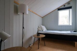 Workers - Families Apartment - 4 Beds - Near Volvo - 4