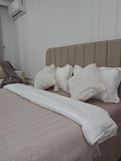 New Arena City View Apartment - 4