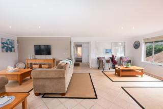 Arlingtons Holiday Accommodation - 7