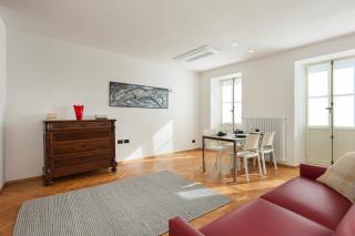 Piazza Mercato14 - 3