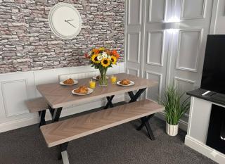 Churchill Apartment- 4 Beds- Free Parking- Near NEC BHX & HS2 - 9