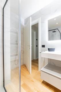 L'Essenziale Fronte Mura, Luxury stay in Lucca city center - Lucca - 5