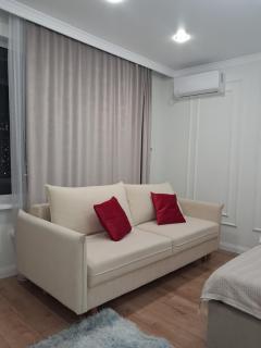 New Arena City View Apartment - 3