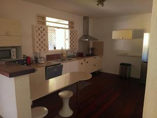 La Villa des Palmiers Bleus - Piscine & Jardin - 5