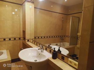 Apartament z Jacuzzi - 9