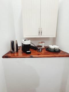 TheCozyHouse Novi Sad, Private Garden Retreat - Pet Friendly - Walk to Center - 4