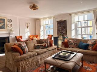 Boutique High Street Apartment In Crickhowell - 4