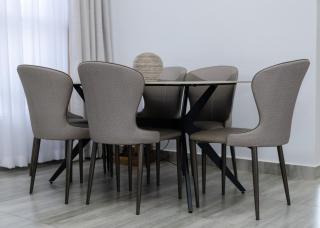 Meghan and Chelsea's Place - 9