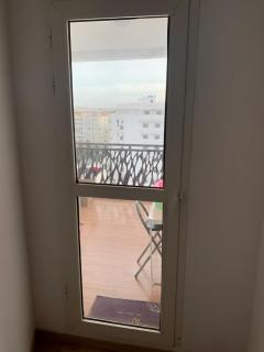 Appartement moderne Central et Propre, près Plage, Gare et Mall - 8