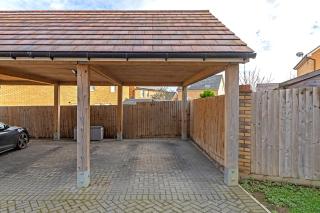 Stylish & Peaceful Bedford Apartment, FREE PARKING, Near M1 Motorway, LUXURY Condition Throughout, Sleeps 5 Guests - 4