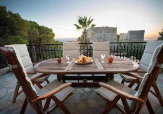 Kitta Mani Towerhouse - Mountain Views & Garden - 7