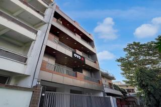 SPOT ON City Charm Homestay - Dehradun - 1