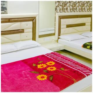 Hotel Premium IN Tulsi GH Near Shri Mahakaleshwar Jyotirlinga Temple - Fully Air Air Conditioning Rooms - Prime Location - 2