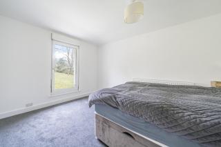 East Sussex rural hideaway with private hot tub & garden - 3