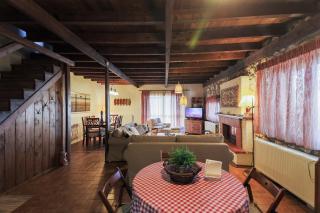 Mountain Stonehouse - By Alseides - 1