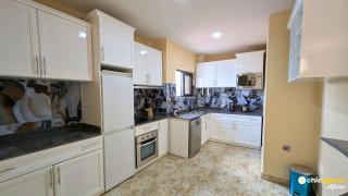 Chic studio with parking and rooftop - 6