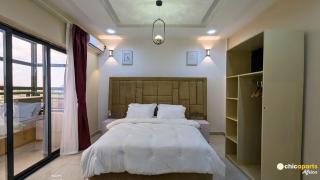 Chic studio with parking and rooftop - 3