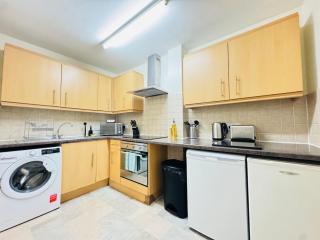 Classic City Centre Apartment - 5