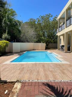 Tamarin APT 2 wPool- 4 min from Beach - 0