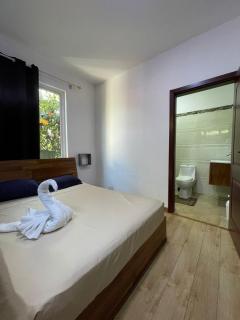 Tamarin APT 2 wPool- 4 min from Beach - 8