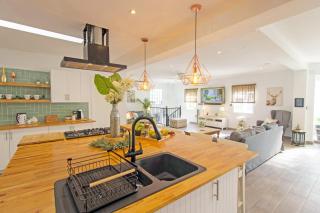 La Casona Villa where celebrations come together! - 8