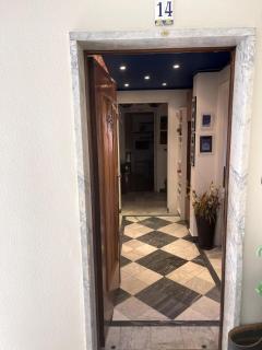 Bright four-room apartment with a large terrace - Turijn - 2